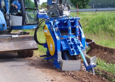 Cable laying of fibre optic cables