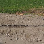 Micro-Trenching zur Glasfaserverlegung mit Grabenfräsen von LIBA