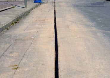 Cable laying of fibre optic cables